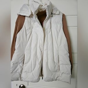 Ricki's vest with detachable hood